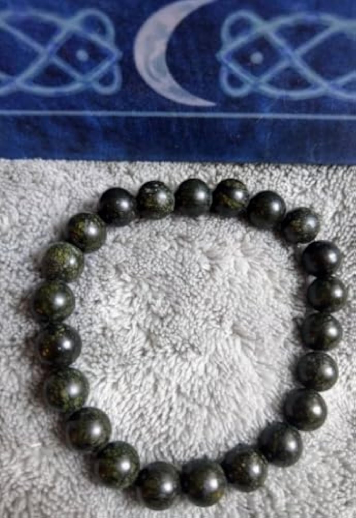 Unisex Natural Serpentine 8mm Stretchable Healing Bracelet